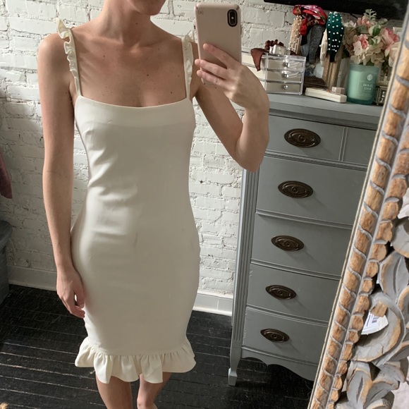 NWOT NEVER WORN Likely Carmen White Ruffle Dress - Picture 1 of 7